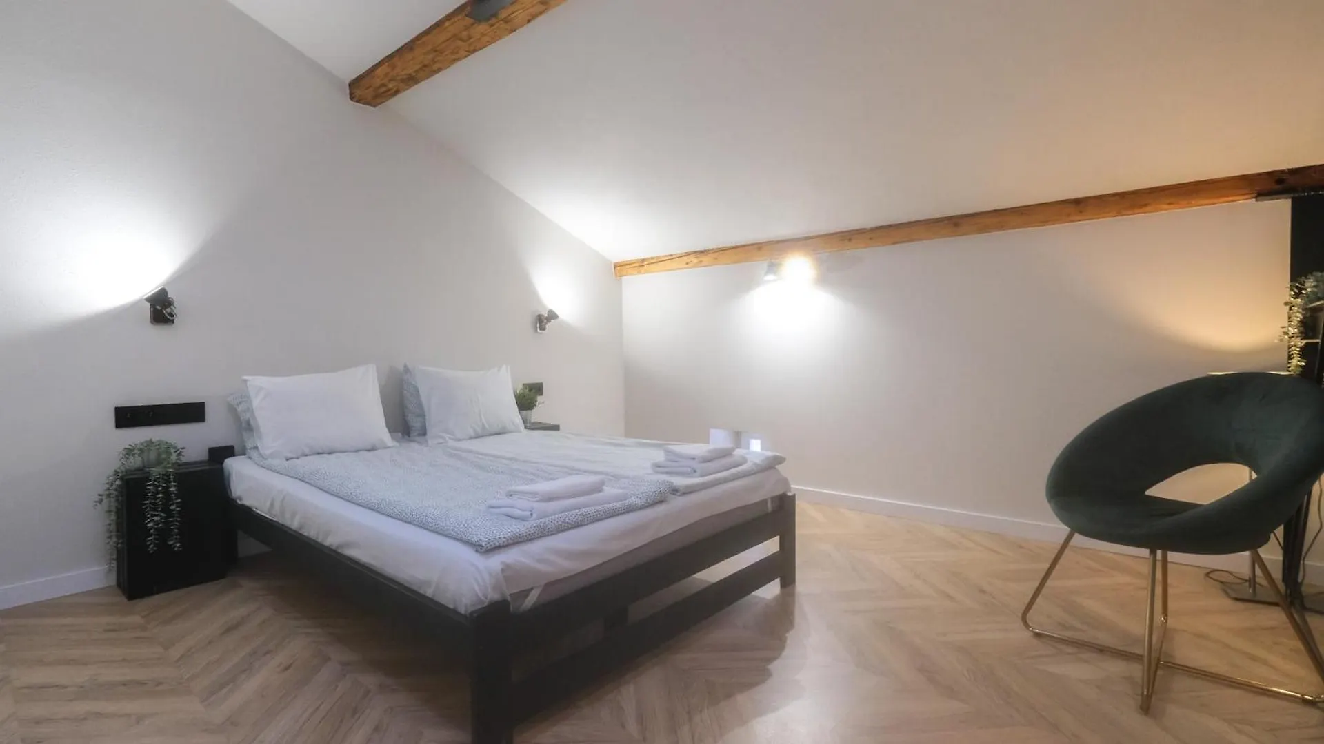 Skylight Suites Krakow 0*,